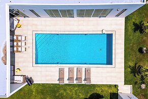 Modern 4 Bedroom Pool Villa PMK-A6