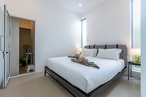 Modern 4 Bedroom Pool Villa PMK-A6