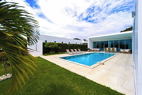 Modern 4 Bedroom Pool Villa PMK-A6