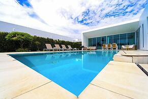 Modern 4 Bedroom Pool Villa PMK-A6