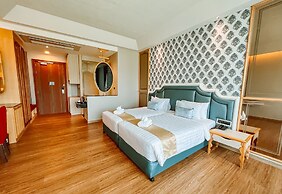 Grand Lord Hotel& Residence