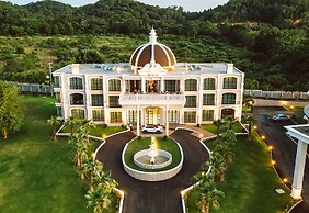 Grand Lord Hotel& Residence