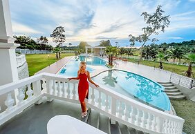 Grand Lord Hotel& Residence