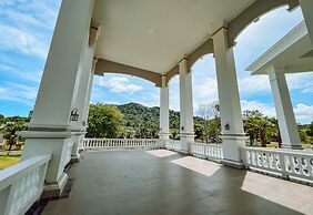 Grand Lord Hotel& Residence