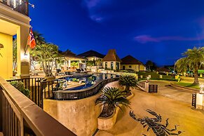 5 Bedroom Pool Villa Close To Town H5