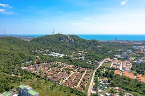 5 Bedroom Pool Villa Close To Town H5