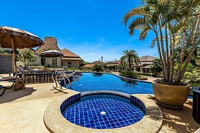 5 Bedroom Pool Villa Close To Town H5