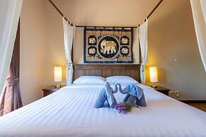 5 Bedroom Pool Villa Close To Town H5