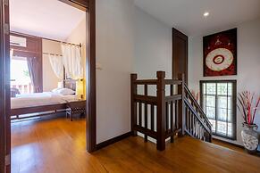 5 Bedroom Pool Villa Close To Town H5