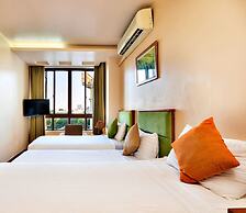 HANZ LakeView Hotel Hanoi