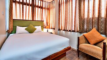 HANZ LakeView Hotel Hanoi