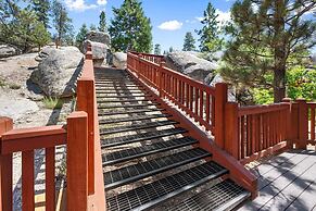 Boulder Bay Chalet Lakefront