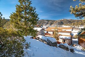 Boulder Bay Chalet Lakefront