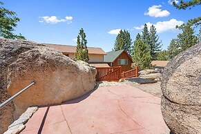 Boulder Bay Chalet Lakefront