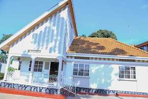 Luwafu Guest House