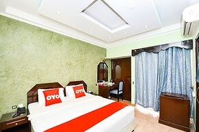 OYO 137 Marina Hotel