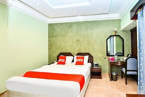 OYO 137 Marina Hotel