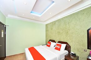 OYO 137 Marina Hotel