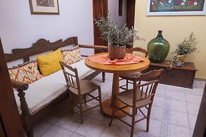 Amnisiades Apartments