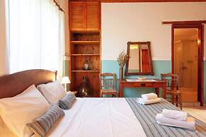 Amnisiades Apartments