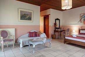 Amnisiades Apartments