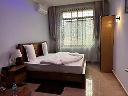 Epic Grand Hotel