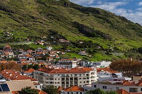 Harmonia Apartment by Atlantic Holiday