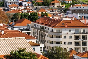 Harmonia Apartment by Atlantic Holiday