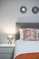 Beatmann Boutique II by Atlantic Holiday