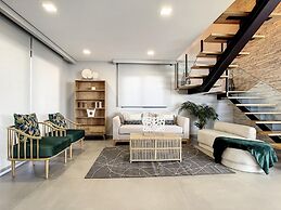 Villa de la Ponte by Atlantic Holiday