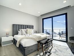 Villa de la Ponte by Atlantic Holiday