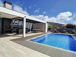 Villa de la Ponte by Atlantic Holiday