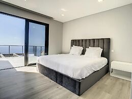 Villa de la Ponte by Atlantic Holiday