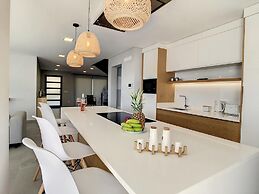 Villa de la Ponte by Atlantic Holiday