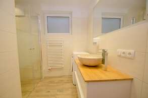 Apartment Lake View - Near ski Lift and Town