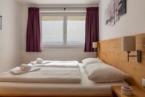 Fourteen 2 1 Zell am See S P