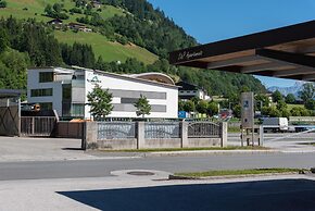 Fourteen 2 1 Zell am See S P