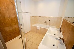 Finest Post Residence Apartments 7B Near ski Lift