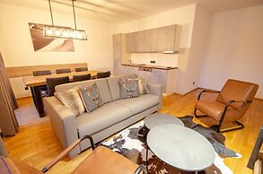 Finest Post Residence Apartments 7B Near ski Lift