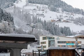 Fourteen 4 0 Zell am See S P