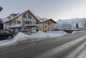 Fourteen 4 0 Zell am See S P