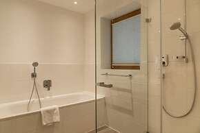 Finest Villa Zell am See - Skihaserl