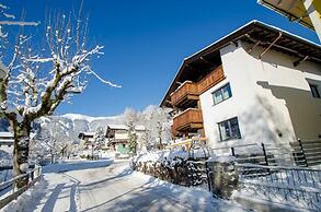 Finest Villa Zell am See - Skihaserl