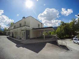 Finest Penthouse Waterside Zell am See