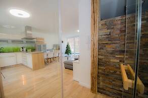 Finest Penthouse Waterside Zell am See