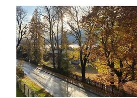 Finest Penthouse Waterside Zell am See