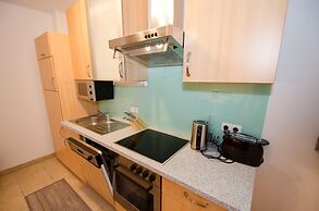 Penthouse Seven Private Roof Terrace Lake View