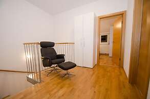 Penthouse Seven Private Roof Terrace Lake View