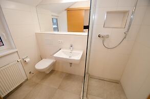 Penthouse Seven Private Roof Terrace Lake View