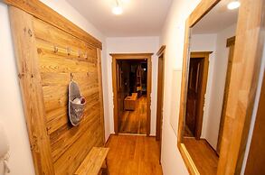 Penthouse Eightyone Kaprun